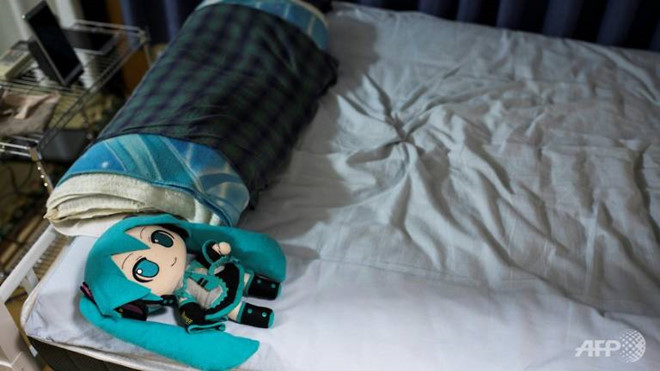 Trai Nhat cuoi 'vo ao' vi chung tinh va luon tre dep