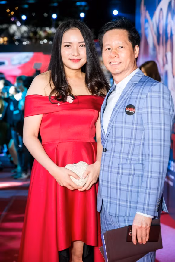 Phan Như Thảo và chồng đại gia - Nguyễn Đức An tại buổi ra mắt phim tối 14/3.