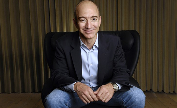 Tỷ phú giàu nhất thế giới Jeff Bezos.