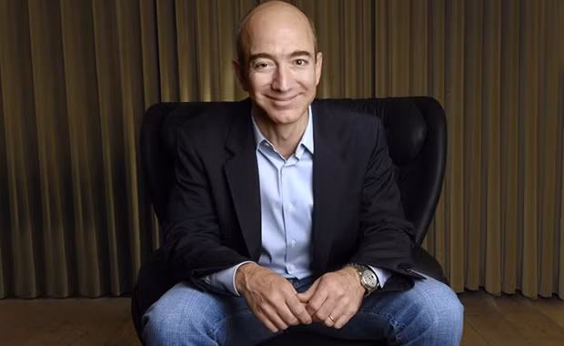 Tỷ phú giàu nhất thế giới Jeff Bezos.