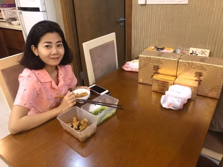 Nu cuoi Mai Phuong sau khi roi vien khien dong nghiep cam phuc-Hinh-2