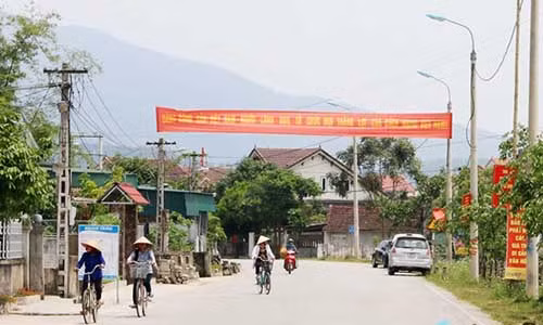 XKLĐ mang lại nguồn lực lớn, góp phần làm thay đổi diện mạo nhiều vùng nông thôn Hà Tĩnh. Tuy nhiên, xu thế này đang ít nhiều ảnh hưởng đến việc tạo nguồn cán bộ xã, thôn.