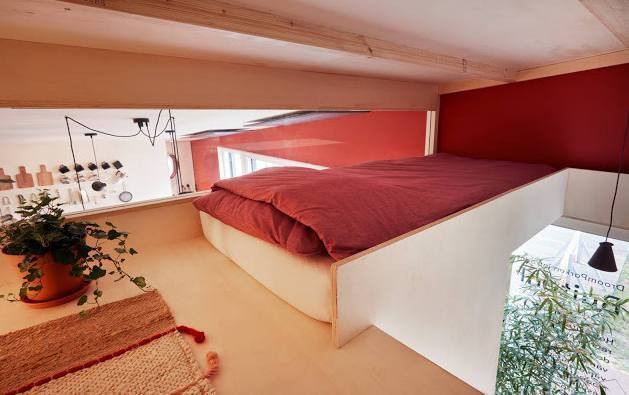 Đến với “biệt thự biết đi”, khách hàng có thể lựa chọn cỡ nhà to nhỏ tùy ý muốn, từ nhà có diện tích 27m² dành cho người sống một mình cho tới nhà 84m² dành cho hộ gia đình. Mỗi căn đều có phòng tắm và phòng bếp riêng.