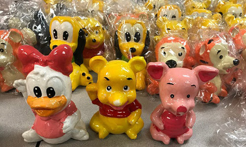 Hơn 200 kg ma túy đá được giấu tinh vi trong các bức tượng trang trí hình nhân vật Disney. Ảnh: NYPost