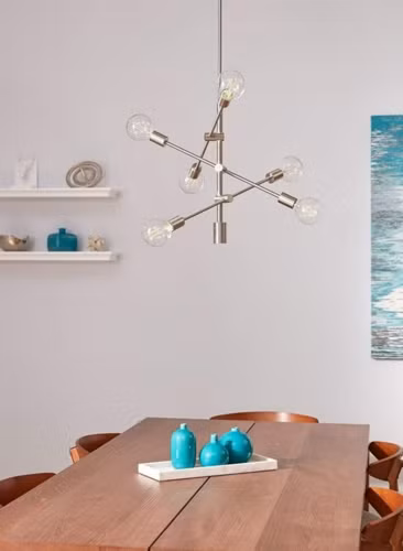 Bóng đèn kết nối với một trục xoay giúp gia chủ có thể điều chỉnh khu vực chiếu sáng theo ý muốn.