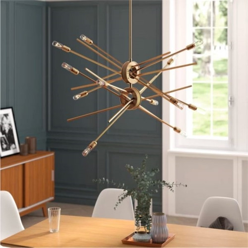 Thân đèn lấy cảm hứng từ chiếc ròng rọc mang đến nét sinh động.