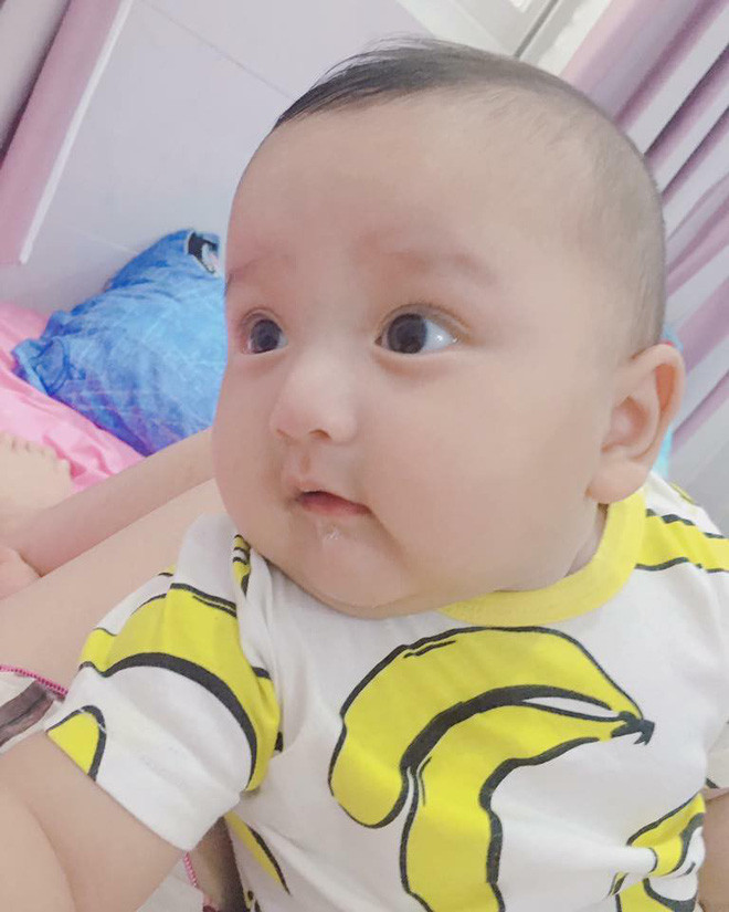 Be trai 5 thang tuoi giong Lam Tay 