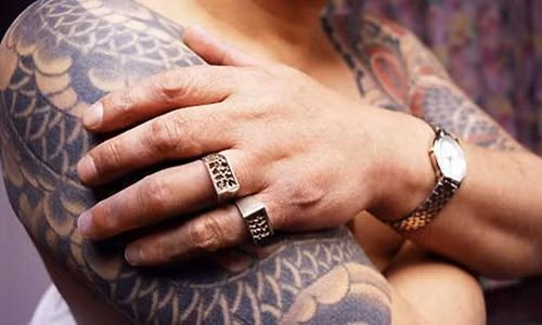 Cai gia phai tra cho vi tri trum xa hoi den Yakuza