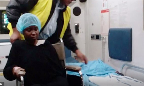 Nu giup viec chau Phi bi chu danh dap, bo mac khi bong toi chet