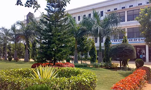 Đại học công nghệ TRR - nơi nữ sinh 20 tuổi bị chủ căng tin tại trường bỏ thuốc mê bắt cóc.