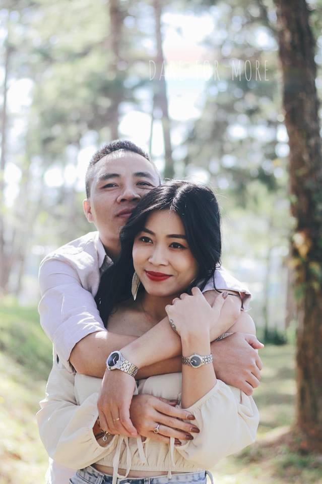 Tình tứ thế này thì người đàn ông nào không đổ gục cho được.