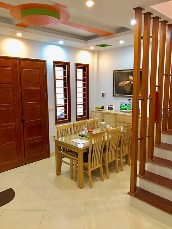 MC Nguyễn Hoàng Linh muốn chuyển sang ở chung cư để các con có thêm không gian chạy nhảy, vui chơi.