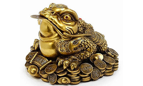 Mua tượng cóc mới, nhóm đối tượng bán với giá của tượng cóc cổ (ảnh minh họa)