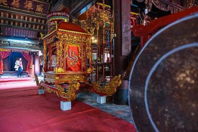 Ông trở thành nhà ngoại giao đầu tiên của Việt Nam sau khi có công lao giúp An Dương Vương chống giặc Tần rồi lại giúp nhà Tần chống giặc ngoại xâm Hung Nô.