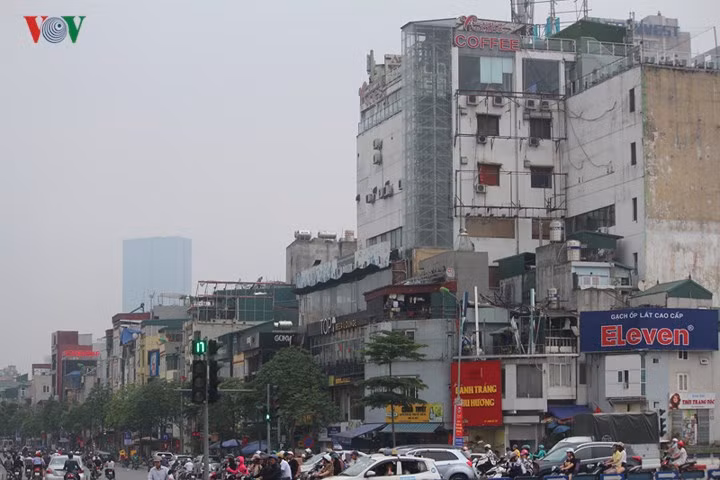 Hà Nội vừa phê duyệt Quy hoạch quảng cáo ngoài trời trên địa bàn thành phố Hà Nội đến năm 2020, định hướng đến năm 2050.