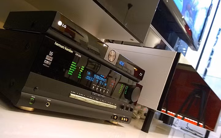 Căn hộ được sửa sang lại từ năm 2015 và được đầu tư những trang thiết bị hiện đại.