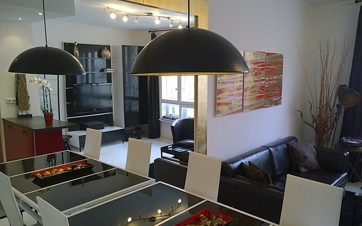 Các phòng trong căn hộ được liên kết với nhau bằng những thiết kế tối giản, nhưng vẫn sang trọng và tinh tế.