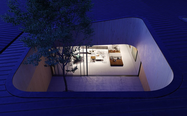 Toàn cảnh ngôi nhà khi về đêm.