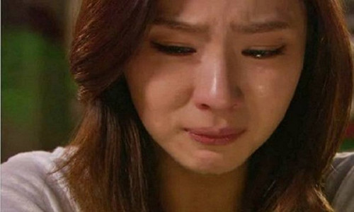 Chi chiet di lam khong chiu dua luong, vo chet sung khi biet nguyen nhan