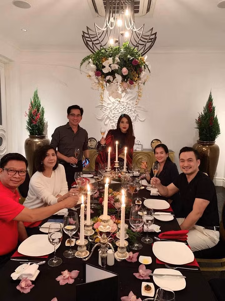 Bat ngo moi quan he that su giua ba xa Binh Minh va Truong Ngoc Anh-Hinh-2