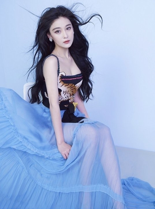 5 sao nu Cbiz giau su nhung e chong cho, vi dau nen noi?-Hinh-2