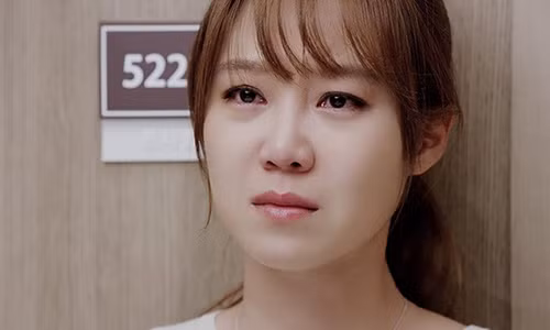 Toi tram cam khi phat hien ra bi mat kinh khung cua chong