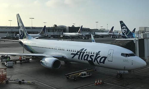 Chuyến bay của hãng Alaska buộc phải quay trở lại.