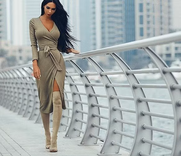 Dáng người dong dỏng của Tsaritsina. Cô đến từ thành phố Ulyanovsk.