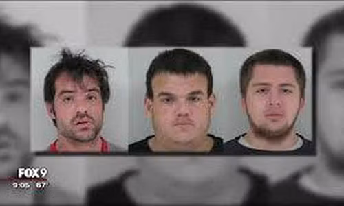 Thieu nu boi qua ho tron thoat khoi 