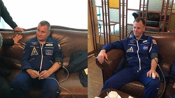 Phi hanh gia thoat chet the nao khi ten lua gap su co?-Hinh-3