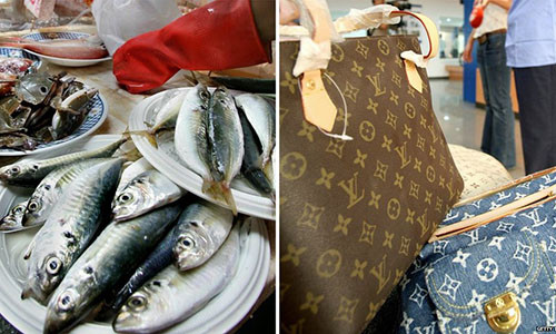 Ba ngoai dung tui hieu LV cua chau trai tang de di cho mua ca