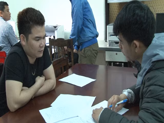 Công an TP Huế lấy lời khai đối tượng mua ma túy đưa vào quán bar, khách sạn.