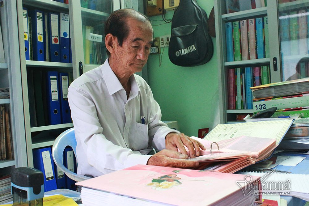 Thay giao cuoi hoc tro kem 22 tuoi: 