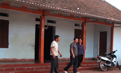 Theo con gái lớn của anh Quyền, bố mẹ đã cãi nhau trước thời điểm phát hiện 3 người bị ngộ độc. (Ảnh: Báo Bắc Giang)