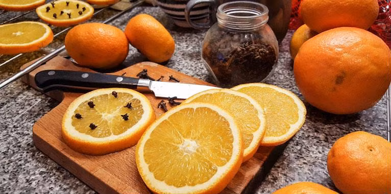 Uống Vitamin C mỗi ngày giúp bảo vệ da thoát khỏi lão hóa và ung thư hiệu nghiệm - Ảnh: Internet