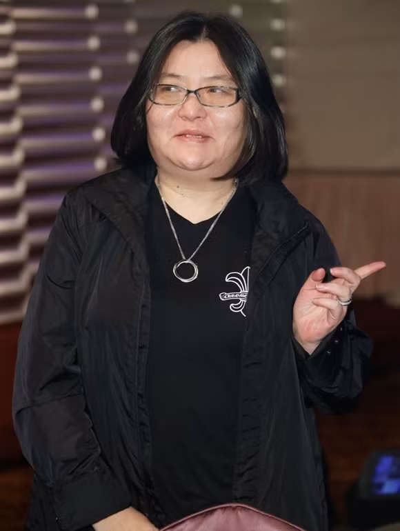 Khâu Lê Khoan được biết đến với biệt danh "Đệ nhất nữ lưu manh trong làng giải trí".