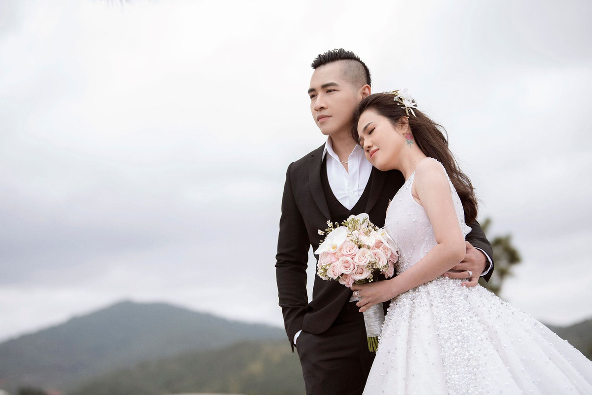 Tieu Quang Vboys cuoi me don than nong bong, than the bat ngo-Hinh-2