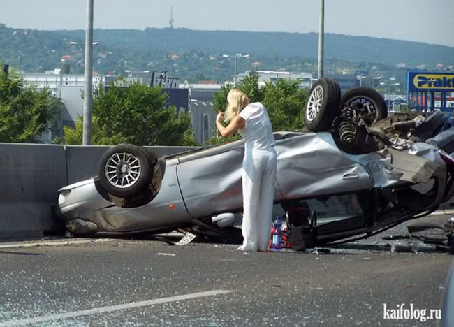 Xe hỏng không vấn đề, người cứ phải đẹp đã.