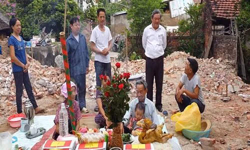 Muon tuoi lam nha co phai chiu xui xeo hay khong?