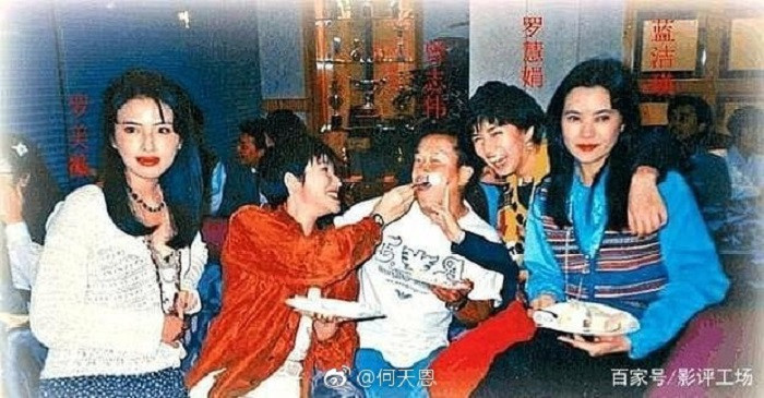 Lam Khiet Anh khong co thien cam trong lan dau gap Tang Chi Vy-Hinh-2