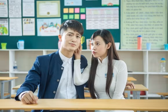 Midu và Harry Lu khá thân thiết sau lần hợp tác trong phim điện ảnh