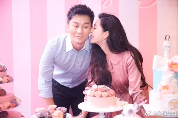 Rất nhiều fan hâm mộ đang nóng lòng chờ đón đám cưới của cặp đôi Phạm Băng Băng và Lý Thần.