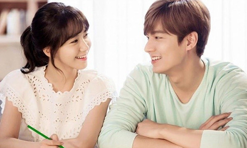 Vì hôn nhân là sự đối thoại cả đời giữa 2 người xa lạ vậy nên hợp nhau trong trò chuyện là điều vô cùng quan trọng - Ảnh Internet