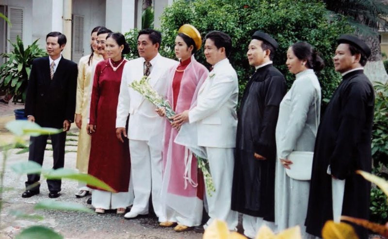 Hau truong doc la trong dam cuoi Quyen Linh, Tang Thanh Ha-Hinh-4