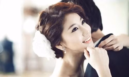 Cuoc gap oan nghiet sau khi tu bo moi tinh 7 nam de lay chong giau