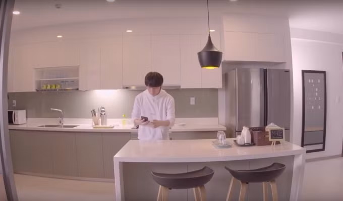 Nơi chế biến thức ăn của nam ca sĩ.