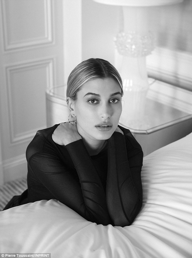 Chia sẻ với báo chí, Hailey Baldwin cho biết cô rất buồn vì nhiều người cho rằng cô chỉ nổi tiếng trên mạng xã hội chứ chưa thật sự là một ngôi sao tỏa sáng ngoài đời. "Tôi cảm thấy thật không công bằng. Tôi làm việc hộc mặt để có được thứ mình muốn và để chứng minh rằng đây là điều mà tôi muốn làm. Tôi không nghĩ mình sẽ không có được như ngày hôm nay nếu người ta không nhận ra tôi có năng lực”, cô bộc bạch.