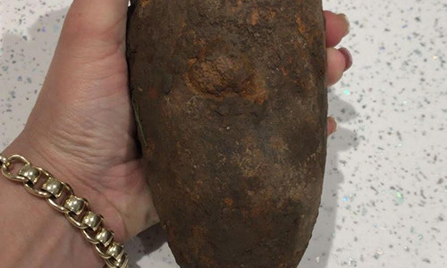 "Củ khoai" Barwell mang về thực chất là một vũ khí chết người.