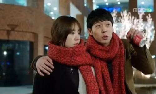 Ngủ chung giúp gắn kết tình cảm hơn - Ảnh minh họa: Internet