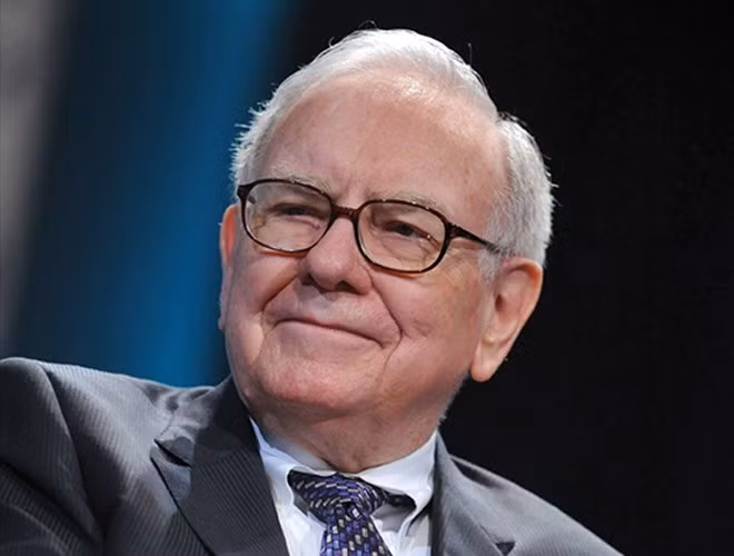 Được biết đến như là một trong những tỷ phú có lối sống giản dị và tối giản nhất nhưng không vì thế mà “già gân” Warren Buffett thiếu đi những pha đốt tiền một cách khó hiểu.